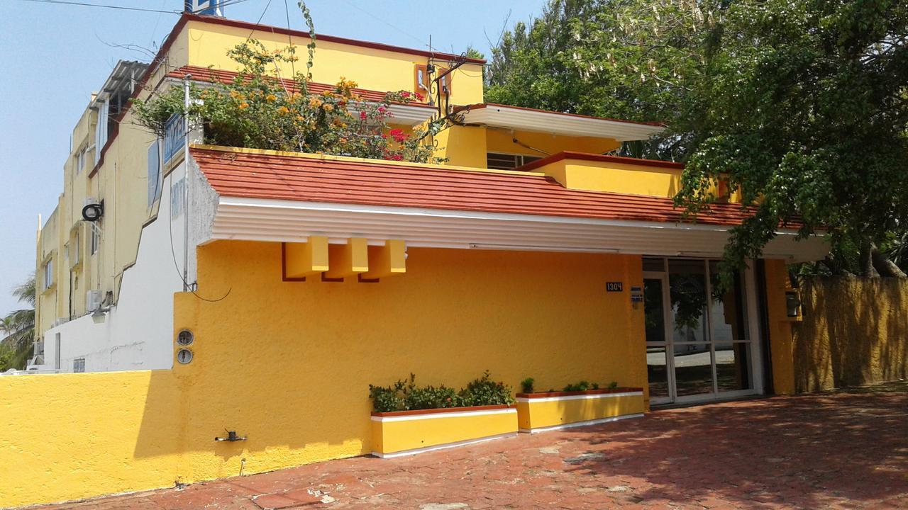 Hotel Posada Cancunコアツァコアルコス エクステリア 写真