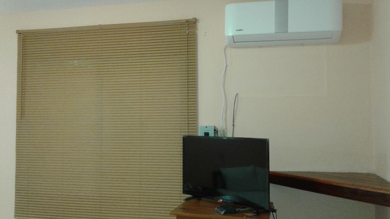Hotel Posada Cancunコアツァコアルコス エクステリア 写真